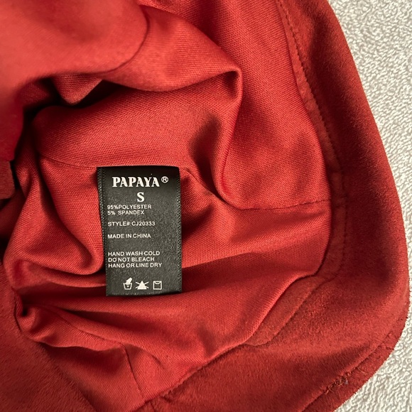 Papaya Women’s Faux Suede Red Orange Zippered Sweater, size Small - Picture 5 of 5